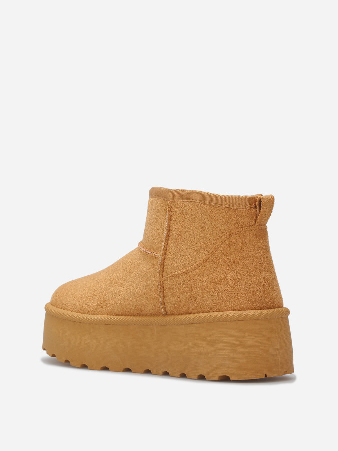 Boots en suédine fourrées à plateforme