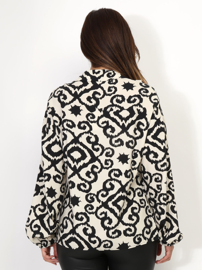 Blouse à motif abstrait