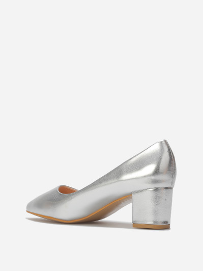 Escarpins à talon carré