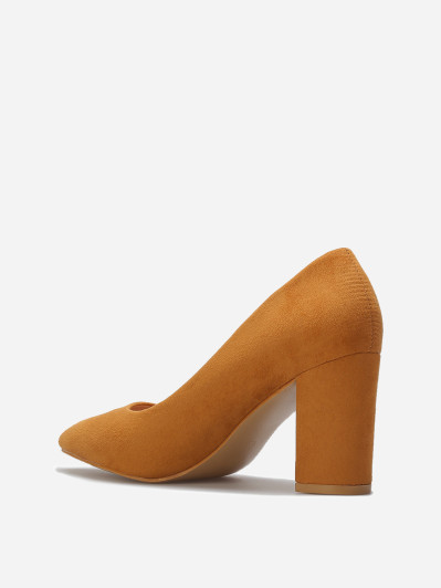 Escarpins en suédine et talon carré