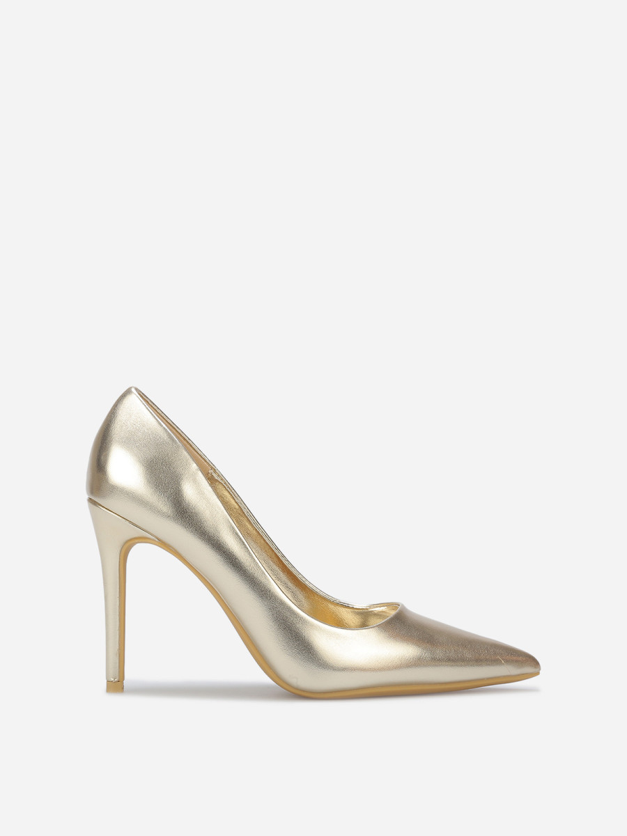 Escarpins pointus basiques en simili