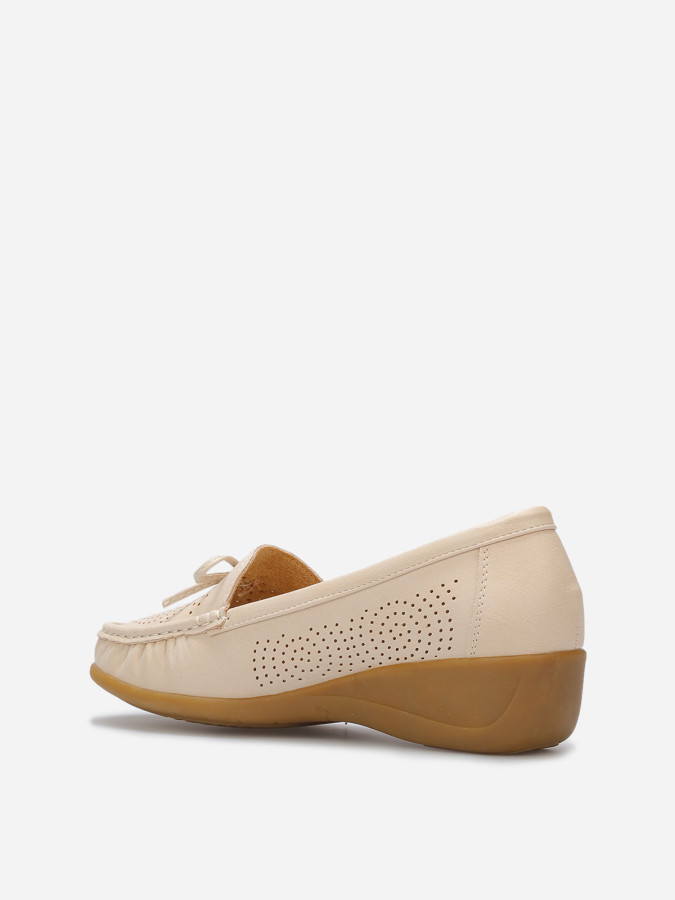 Mocassins ajourés avec petit nœud