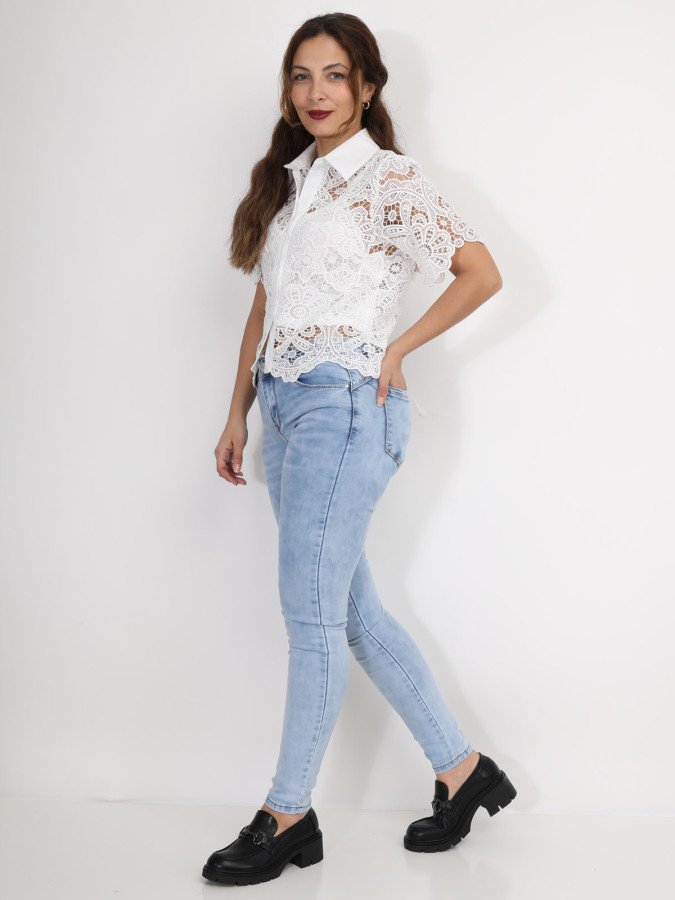 Chemise en dentelle crochet florale