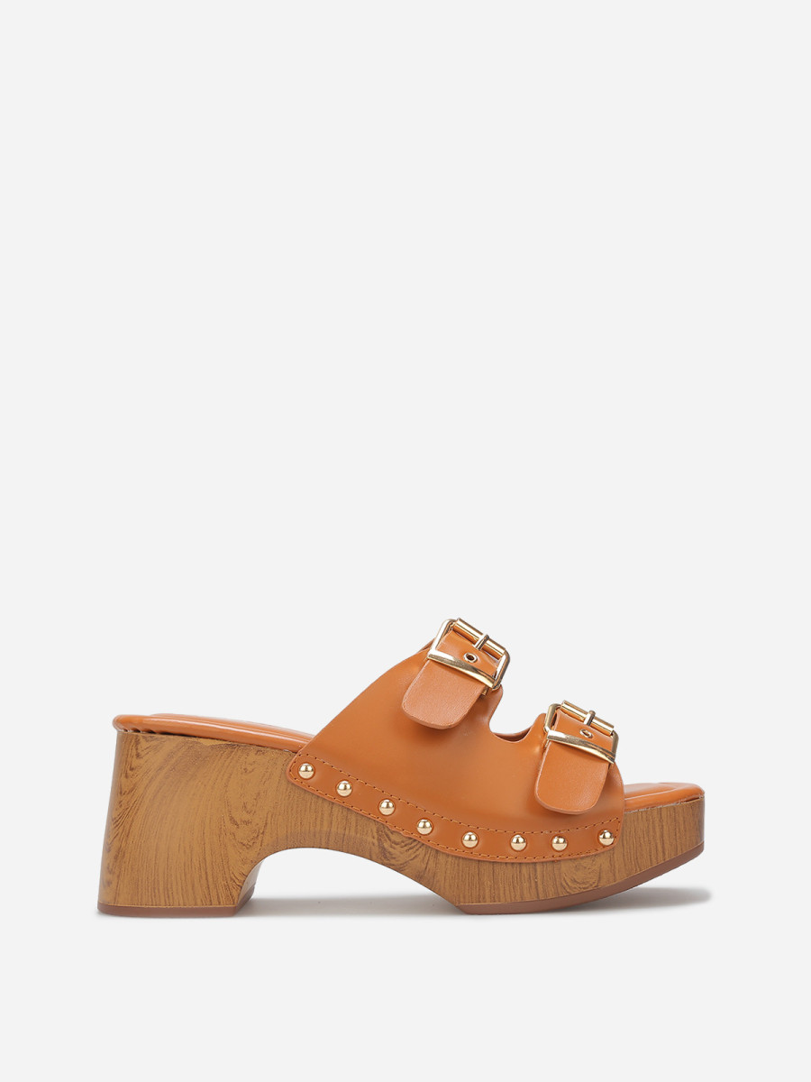 Mules sabots à boucles et clous