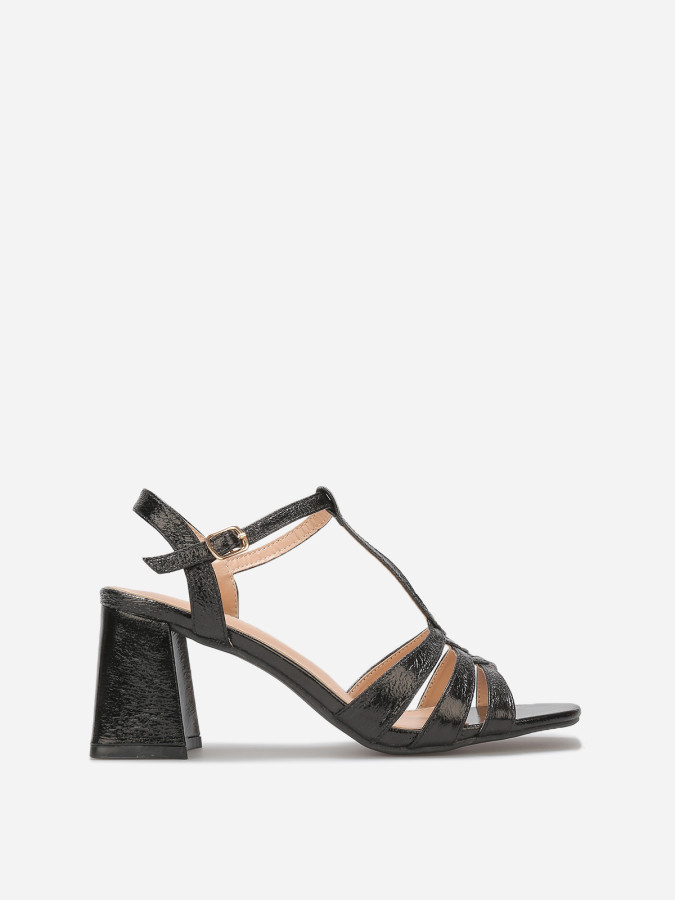 Sandales à talon et brides entrecroisées