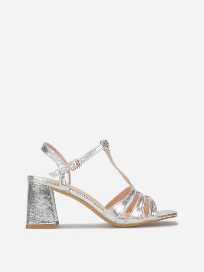 Sandales à talon et brides entrecroisées