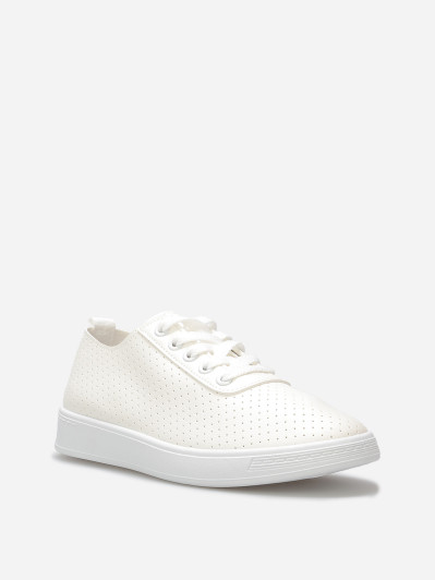 Baskets basses ajourées