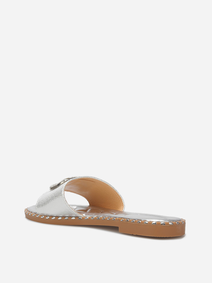 Mules plates à strass et clous