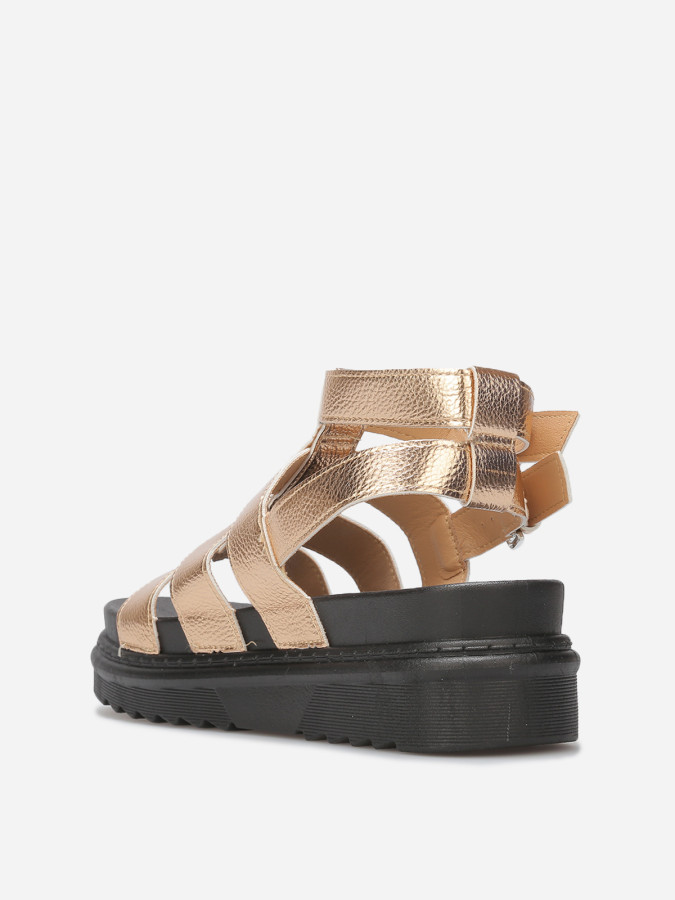 Spartiates à plateforme dentelée