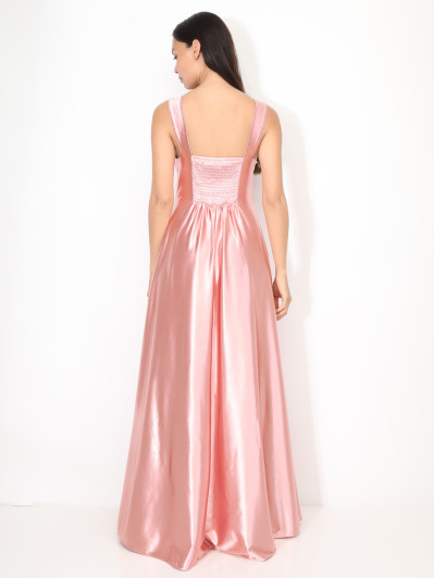 Robe de cérémonie satinée et drapée