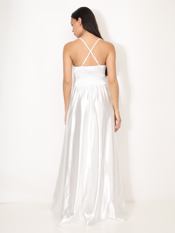 Robe de cérémonie satinée et fendue