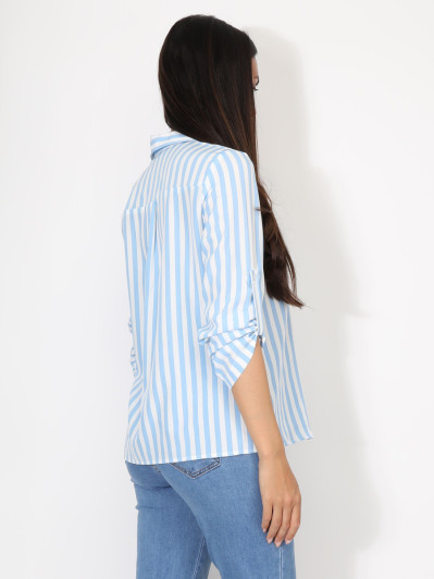 Chemises à rayures bleu ciel et blanches