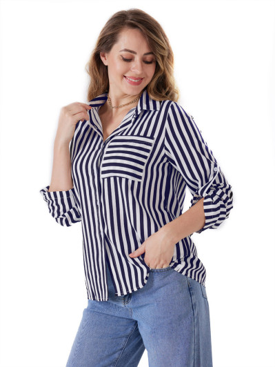 Chemise fluide à rayures bleu marine et blanches