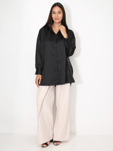 Chemise satinée oversize à fentes