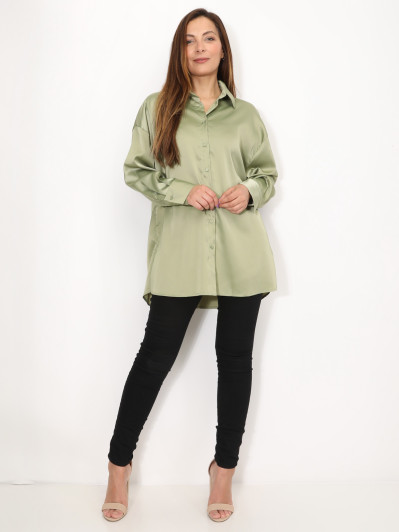 Chemise satinée oversize à fentes