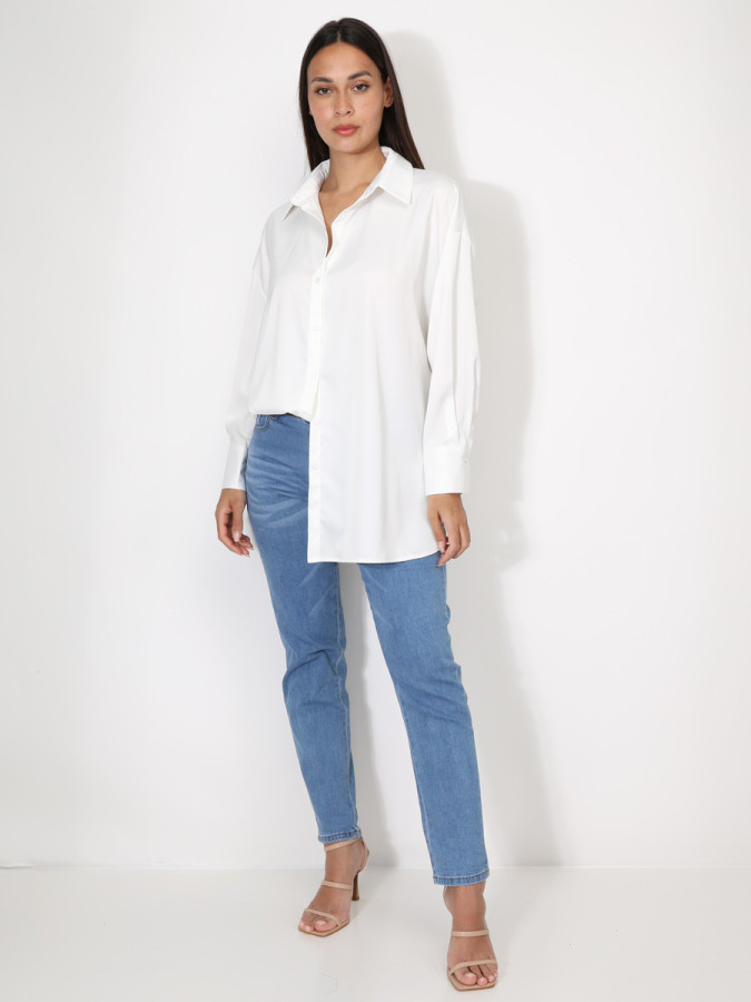 Chemise satinée oversize à fentes