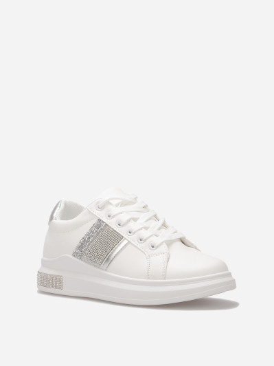 Baskets incrustées de strass