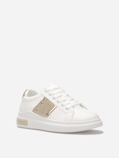 Baskets incrustées de strass