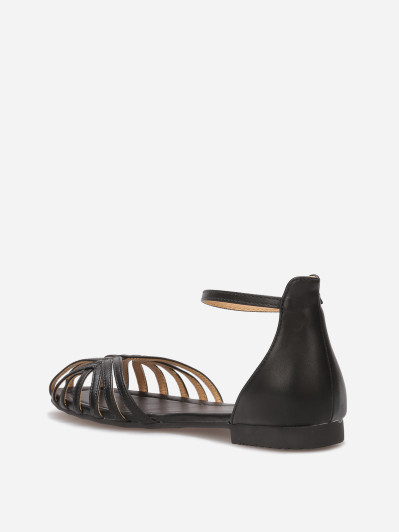 Sandales ajourées à fines brides