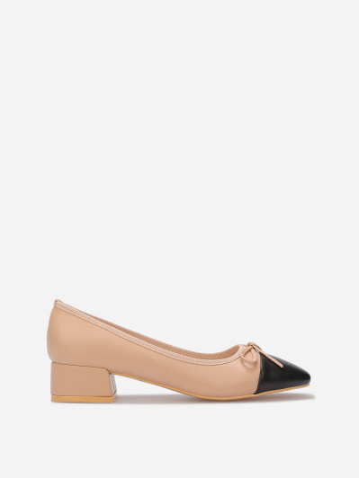 Ballerines à talon et bout carré