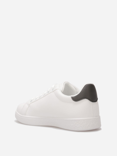 Baskets basses basiques