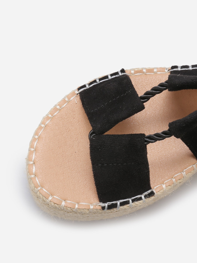 Sandales en suédine à cordon torsadé