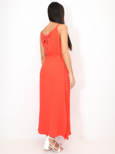 Robe longue à fentes et ceinture tressée