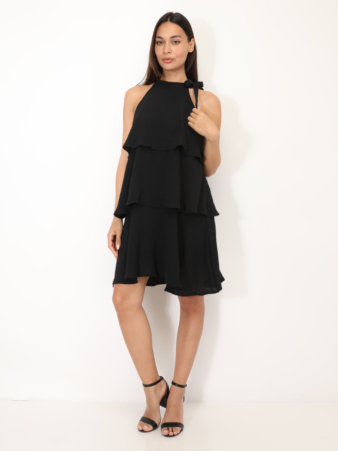 Robe à volants et nœud