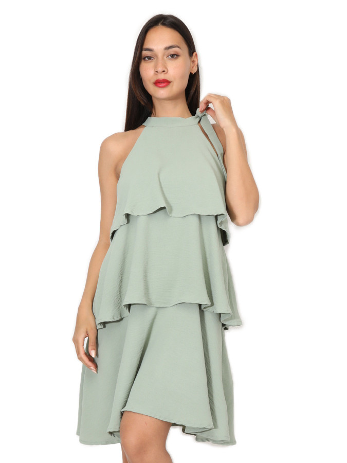 Robe à volants et nœud