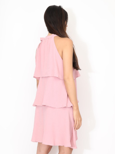 Robe à volants et nœud