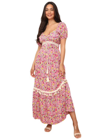 Robe longue à fleurs et détails crochet