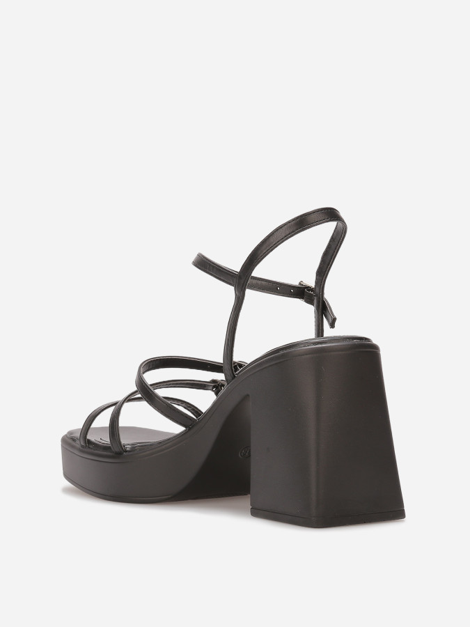 Sandales à fines brides et plateforme