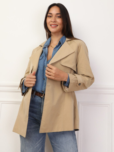 Trench court élastiqué à la taille