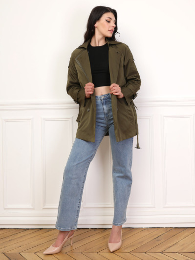 Trench court à double revers de col