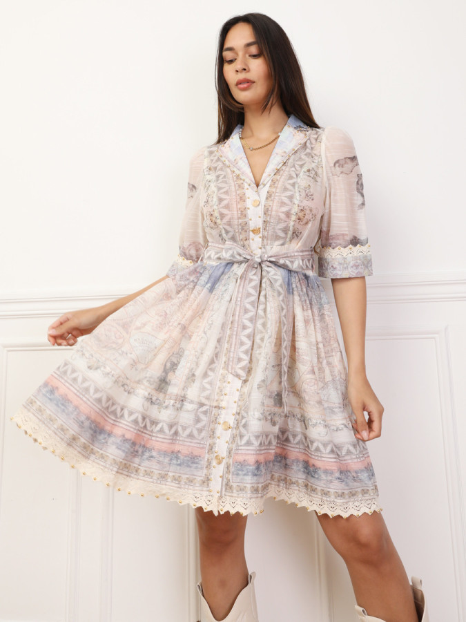 Robe chemise évasée à motifs