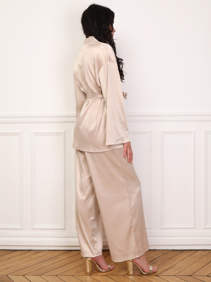 Ensemble pantalon et kimono satinés