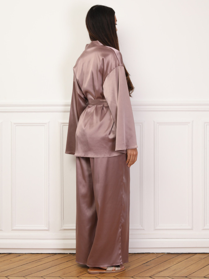 Ensemble pantalon et kimono satinés