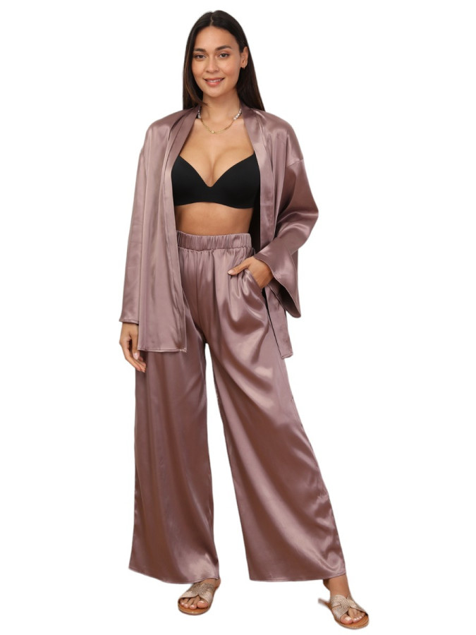 Ensemble pantalon et kimono satinés