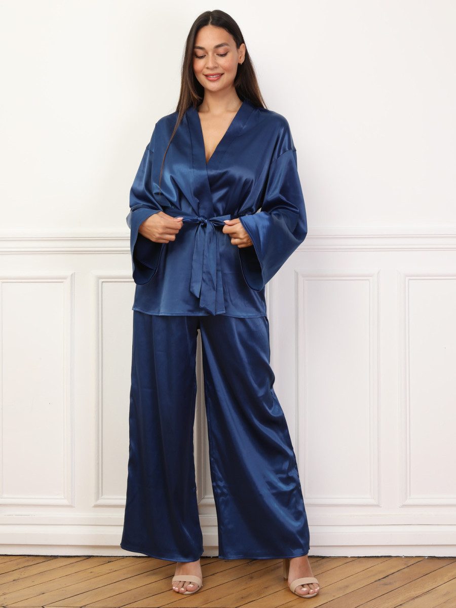Ensemble pantalon et kimono satinés