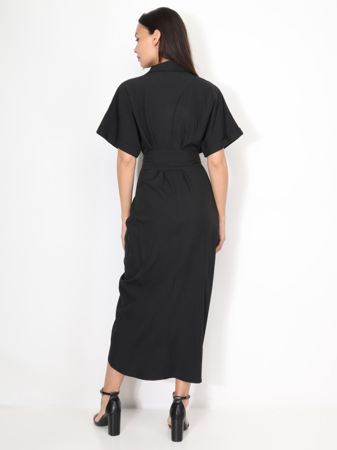 Robe chemise noire à manches kimono
