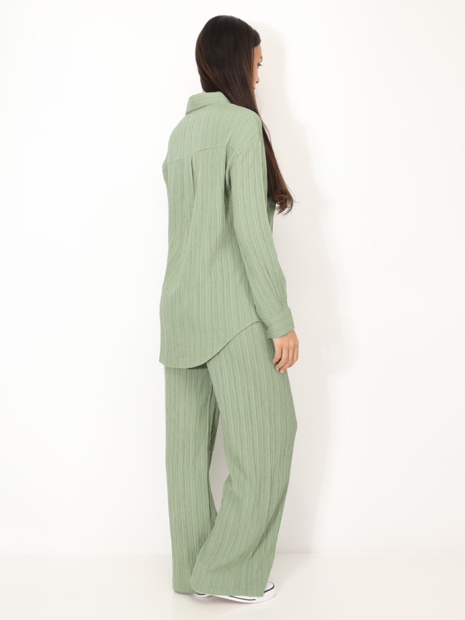 Ensemble chemise et pantalon plissés