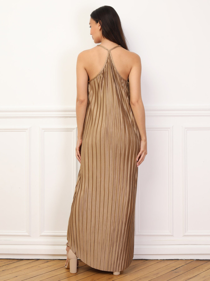 Robe plissée à bords arrondis