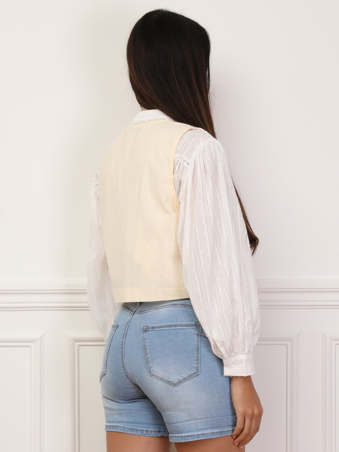 Gilet court à broderie floral