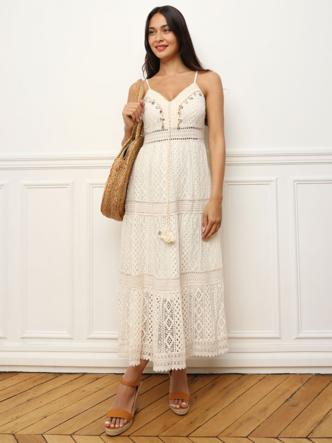 Robe en crochet à pendentifs coquillages