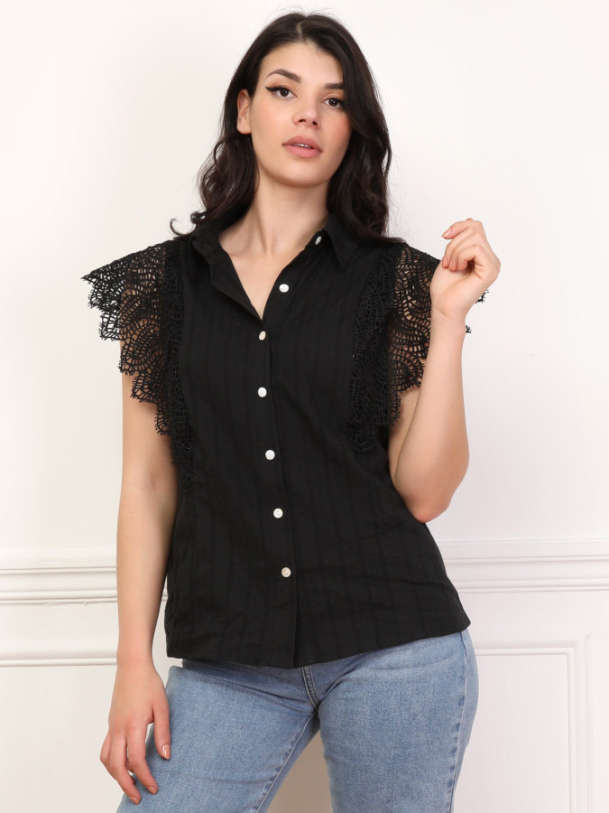 Chemise texturée à détail crochet