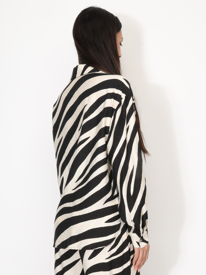 Chemise texturée et fluide à motifs