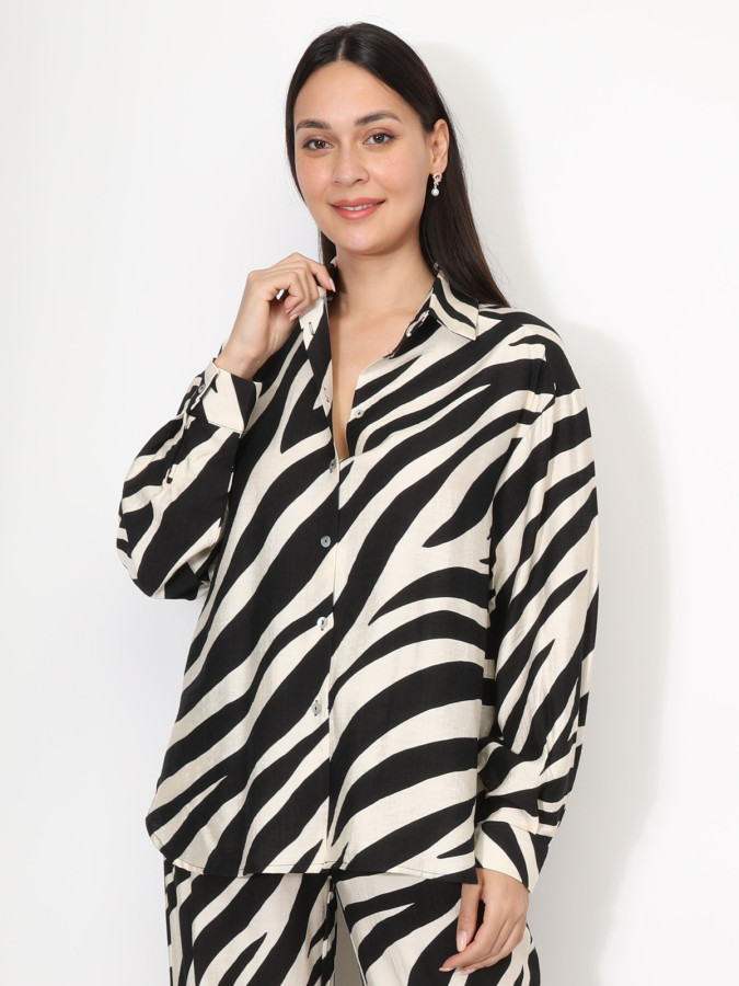 Chemise texturée et fluide à motifs