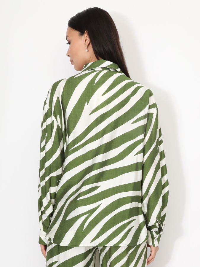 Chemise texturée et fluide à motifs