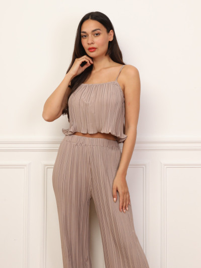 Ensemble plissés et ample