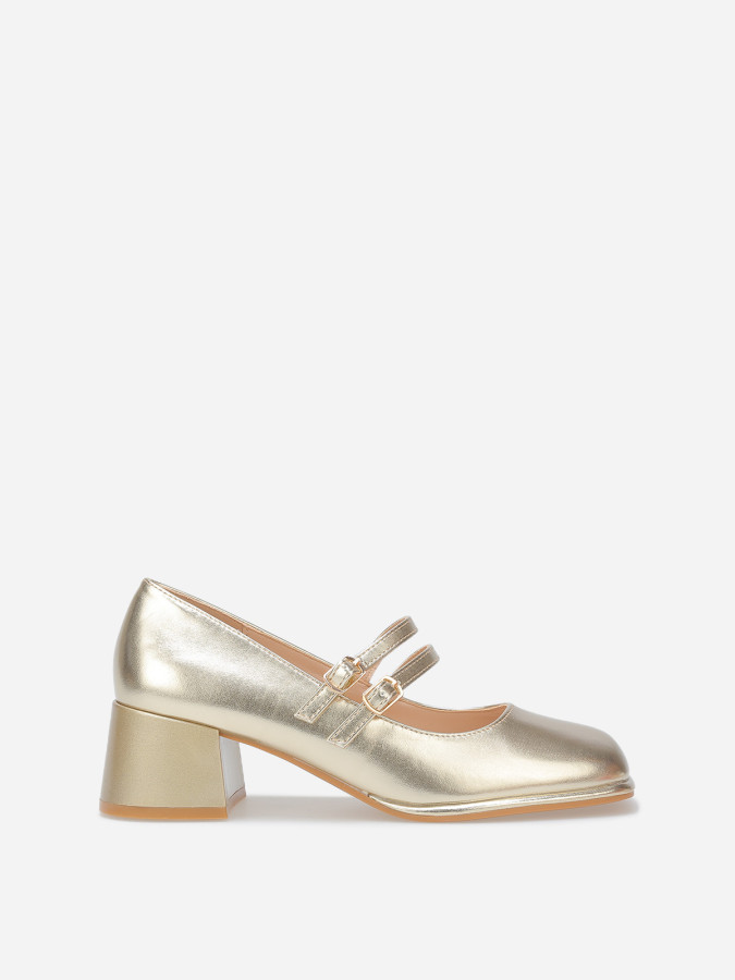 Babies à talon et bout carrés